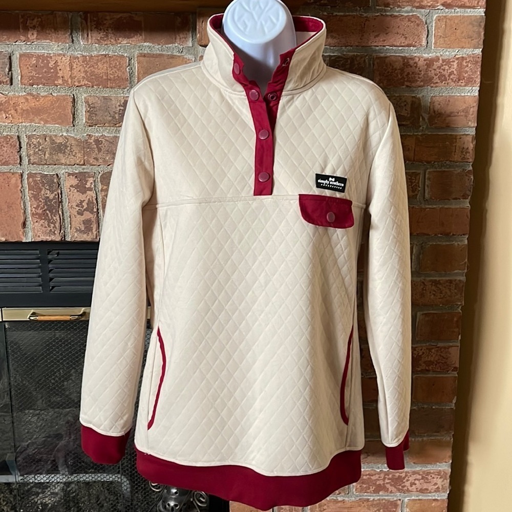 Simply Southern Collection Cream & Maroon Pullover Quilted Sweatshirt